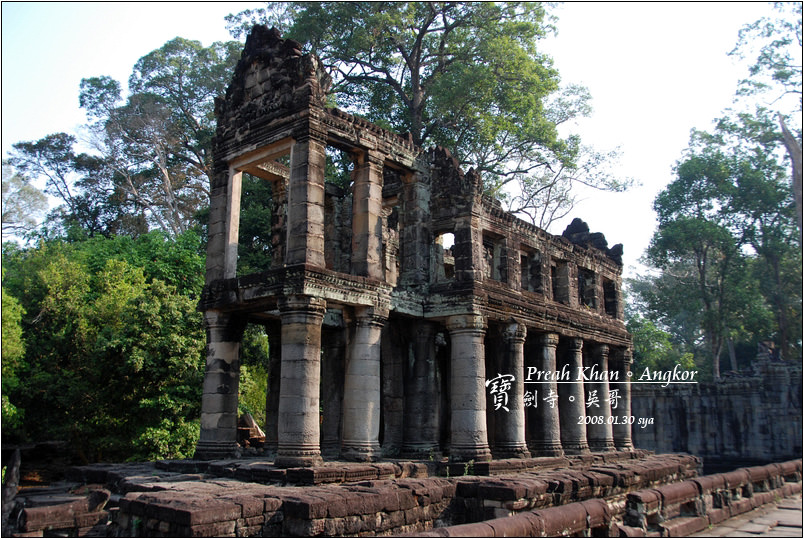 吳哥外圍建築 (寶劍寺、涅盤宮、達松將軍廟)