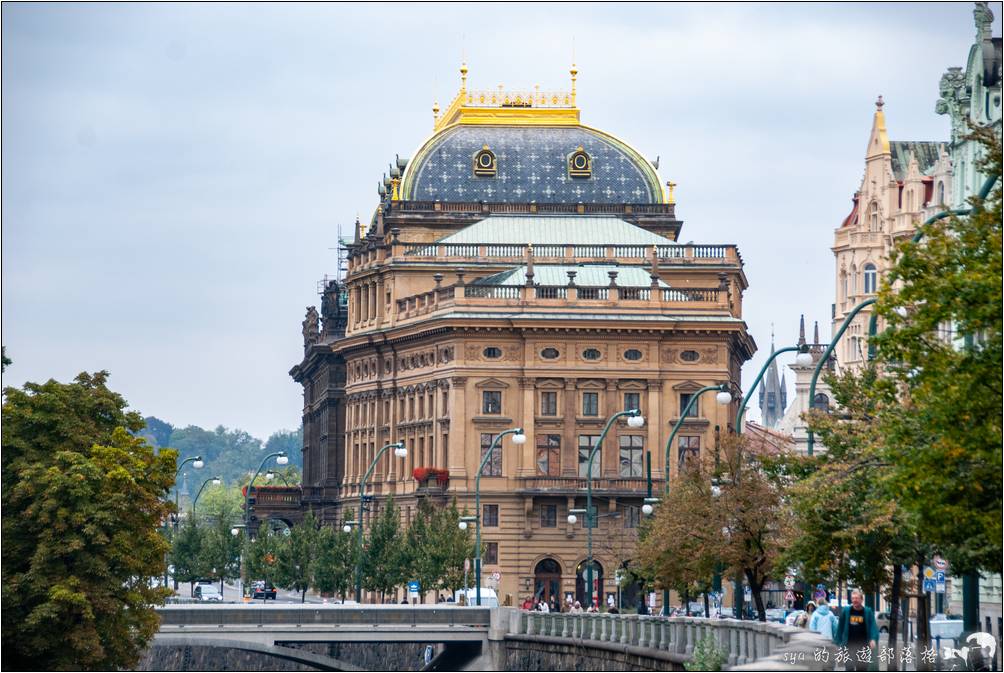 捷克(czech) 布拉格國家劇院