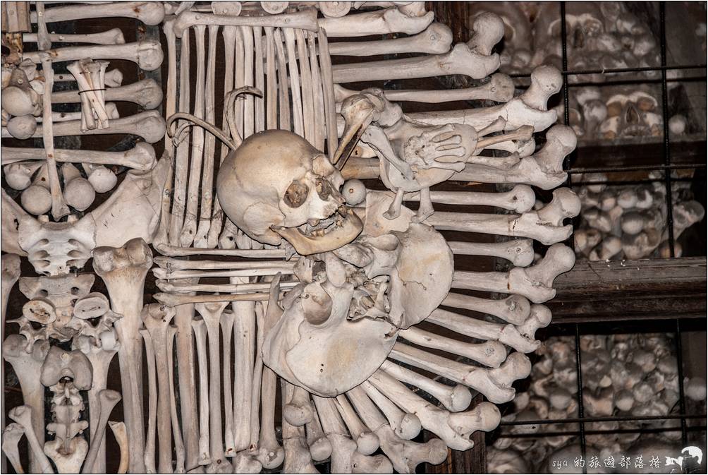 捷克 czech 人骨教堂 塞德萊茨藏骨堂 Sedlec Ossuary