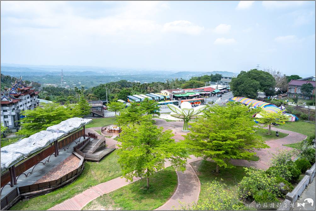 嘉義紫雲寺滾輪溜滑梯