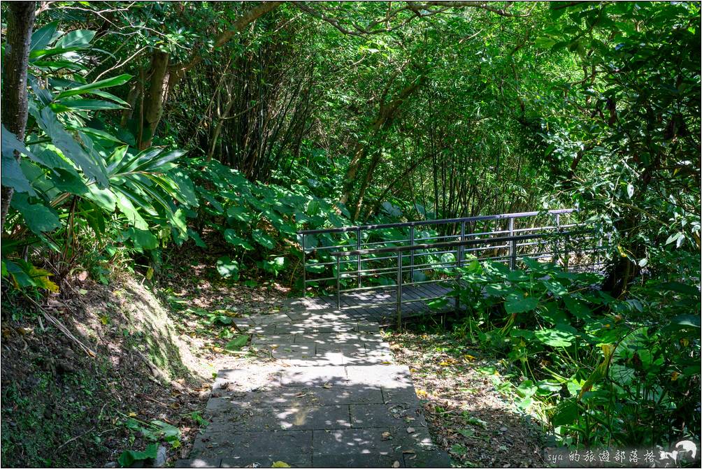 容軒步道 海科館火車站