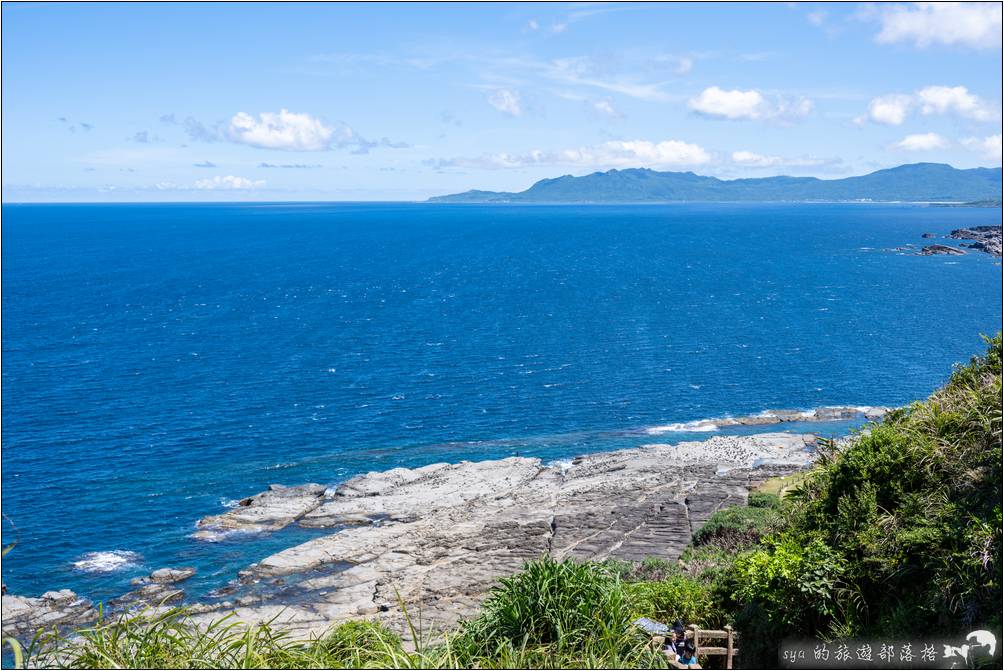 鼻頭角步道沿岸景色