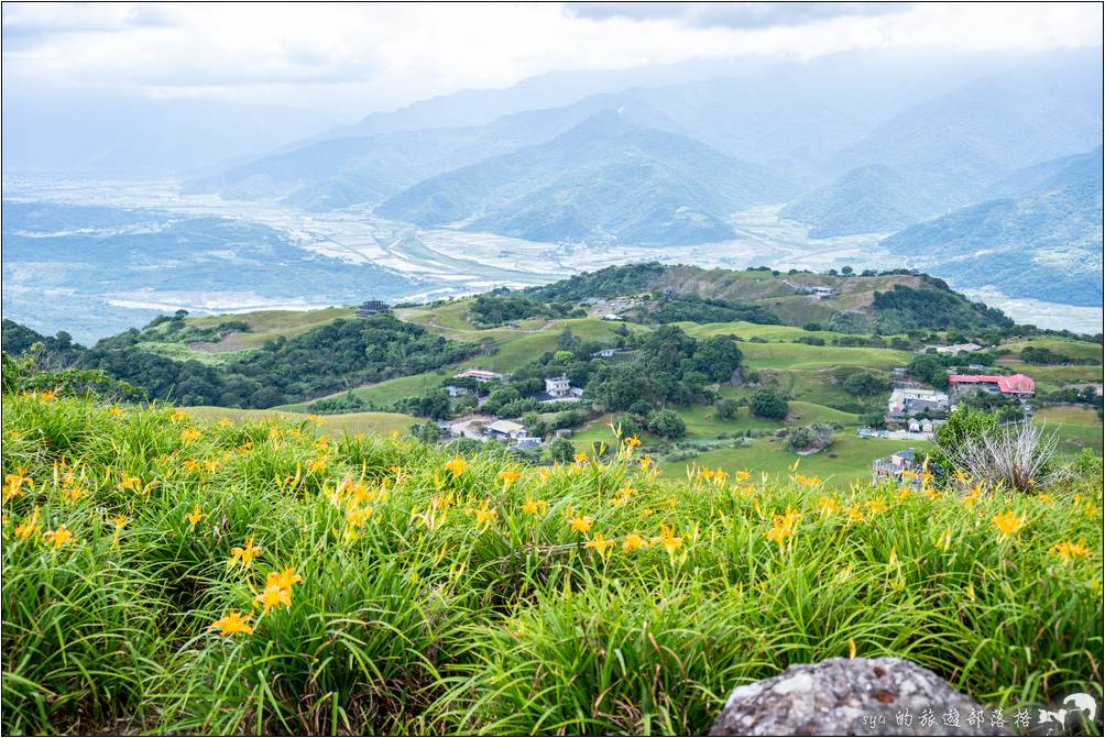 在景觀亭可以從海岸山脈的高度俯瞰花東縱谷的寬闊景緻