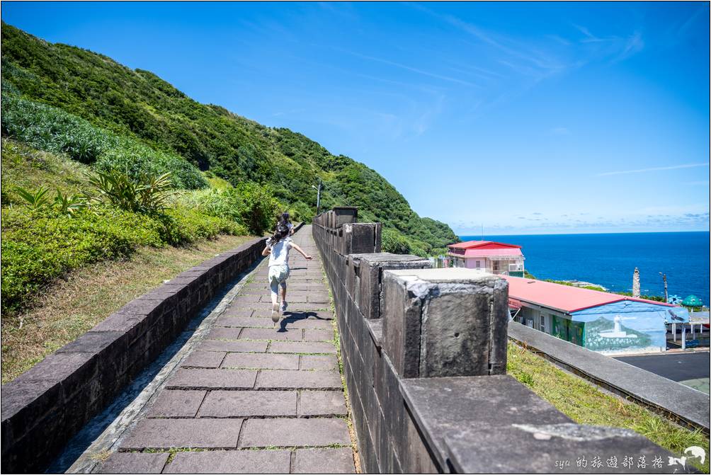 一開始的步道路線平緩，相當的好走