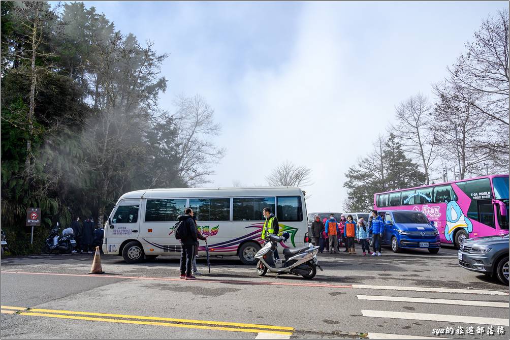 見晴懷古步道的入口處停車空間