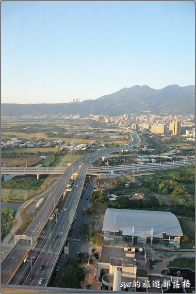 【台北 景觀餐廳】摘星樓 星月旋轉餐廳 | 雲端上的浪漫