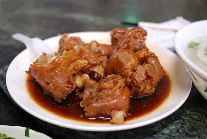 【花蓮 美食】滿妹豬腳 | 花蓮海岸線的醍醐味