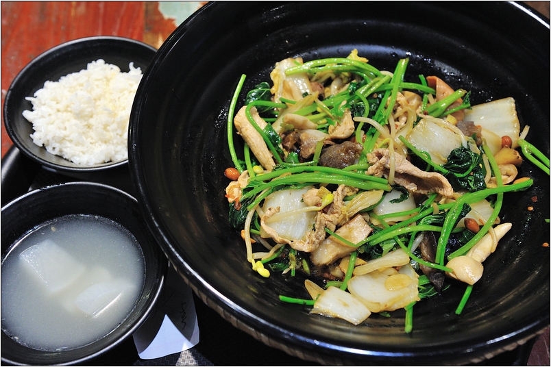 【台北 美食】巴蜀香鍋。大食代