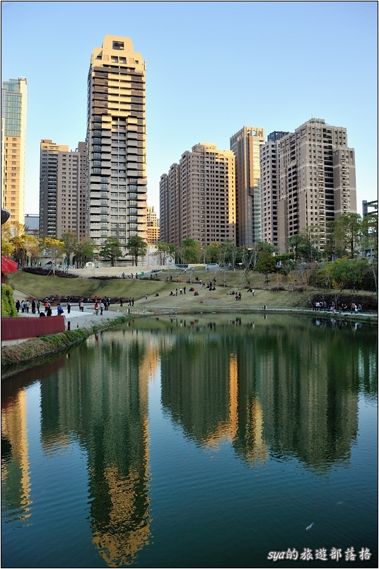【台中 景點】秋紅谷生態公園 | 城市山谷中的一抹綠地