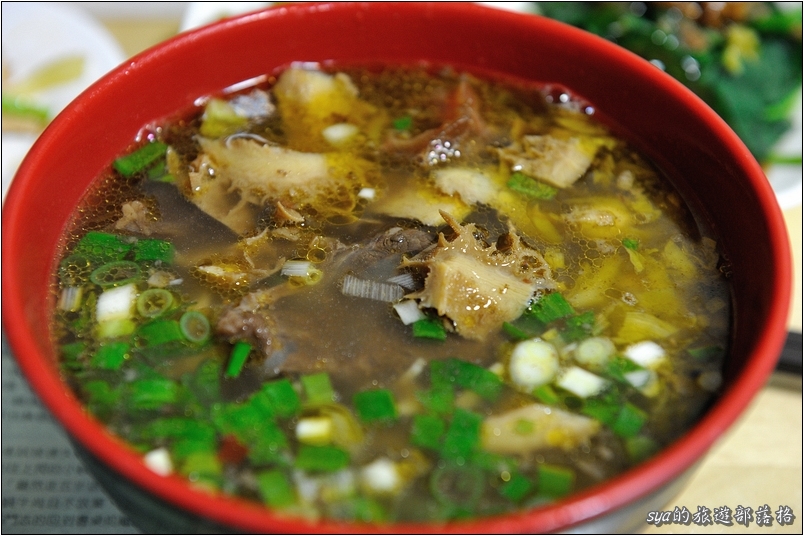 【宜蘭 排隊美食】老眷村牛肉麵 | 平價的美味選擇