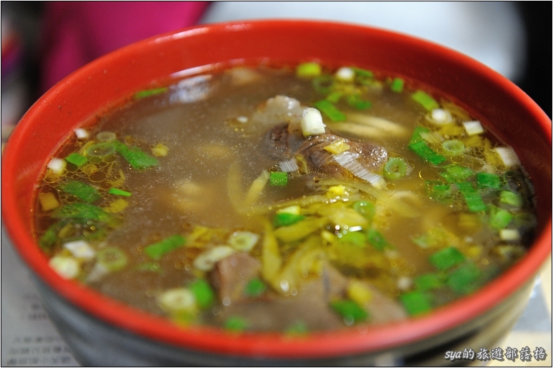 【宜蘭 排隊美食】老眷村牛肉麵 | 平價的美味選擇