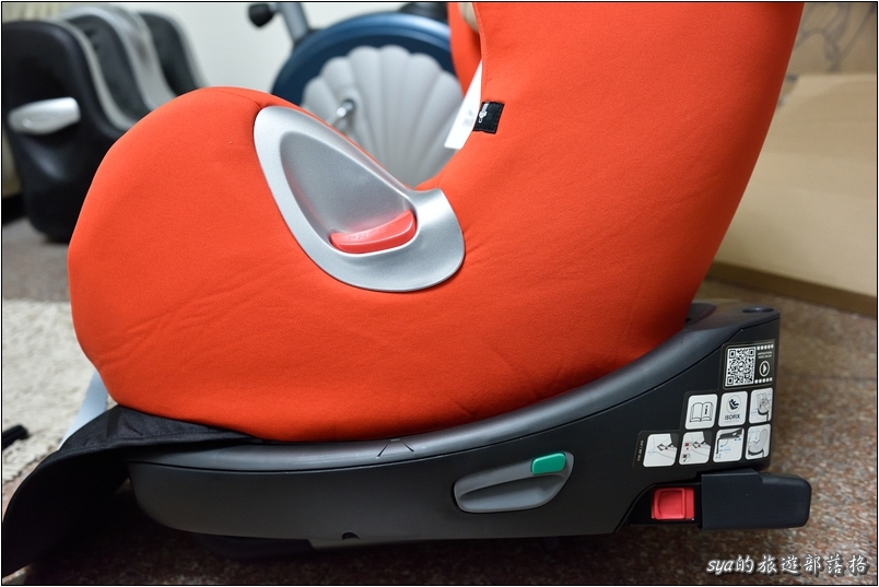 【開箱】汽車安全座椅。Cybex Sirona 0~4Y