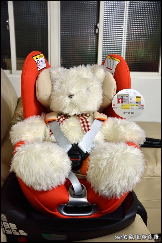 【開箱】汽車安全座椅。Cybex Sirona 0~4Y