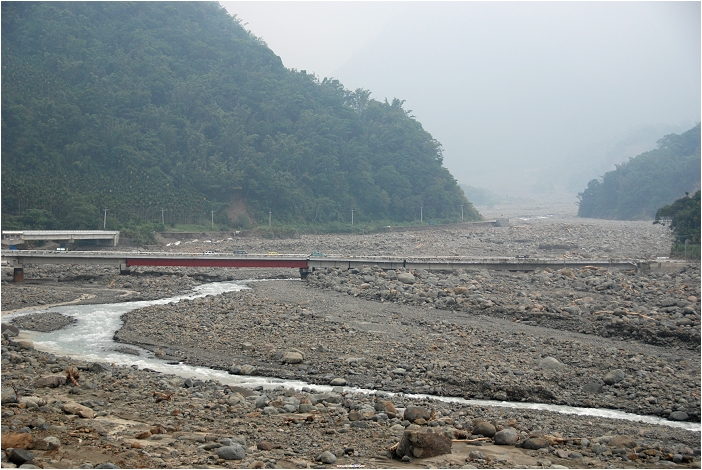 天地浩劫。莫拉克颱風 之 援助物資運送實錄