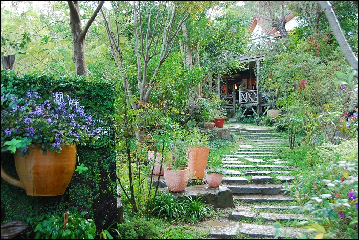 【苗栗 景觀餐廳】苗栗大湖。湖畔花時間