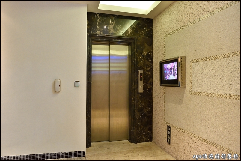 美麗海精品汽車旅館 | 是餐廳？是KTV？還是Motel？