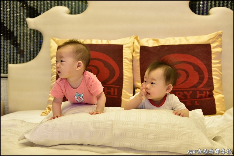 美麗海精品汽車旅館 | 是餐廳？是KTV？還是Motel？