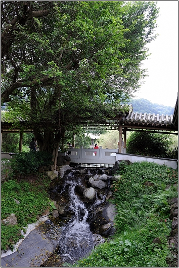 【台北 景點】故宮的前庭。至善園