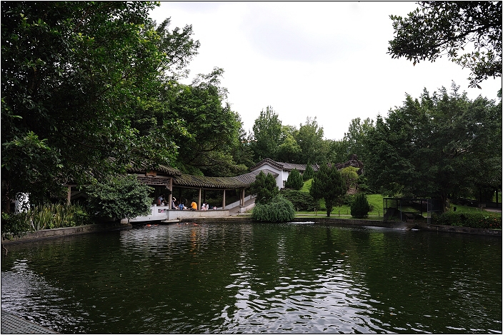 【台北 景點】故宮的前庭。至善園