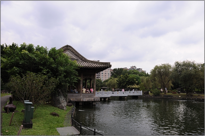 【台北 景點】故宮的前庭。至善園
