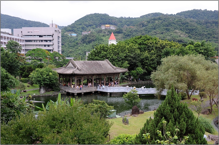 【台北 景點】故宮的前庭。至善園