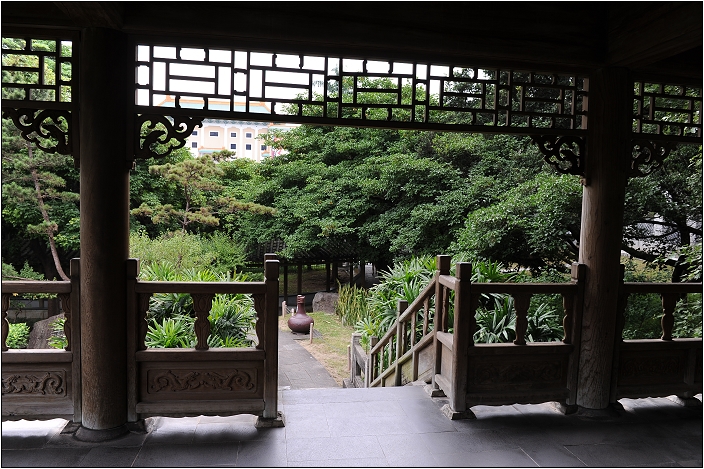 【台北 景點】故宮的前庭。至善園