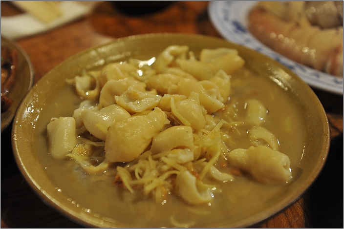 【新竹 客家美食】泥磚屋