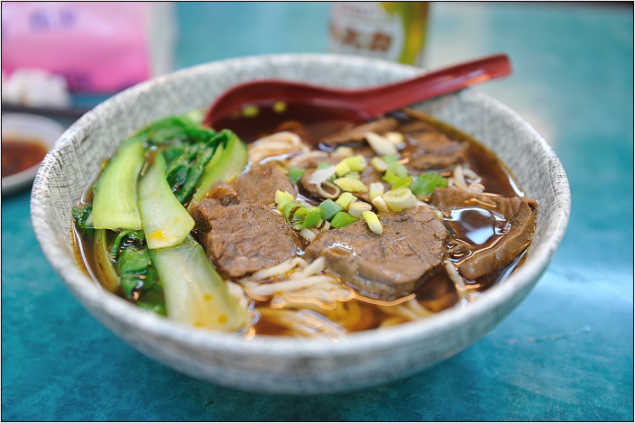 【台北 美食】梅園牛肉麵食館