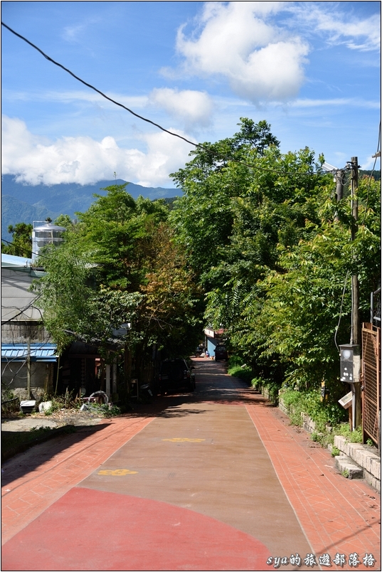 【南投 景點】霧社事件紀念碑 (莫那魯道抗日紀念碑)、霧社老街、公學校(現台電辦公室)