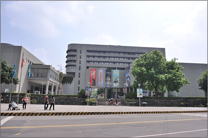 【台中 景點】經國綠園道 / 經國園道 / 草悟道