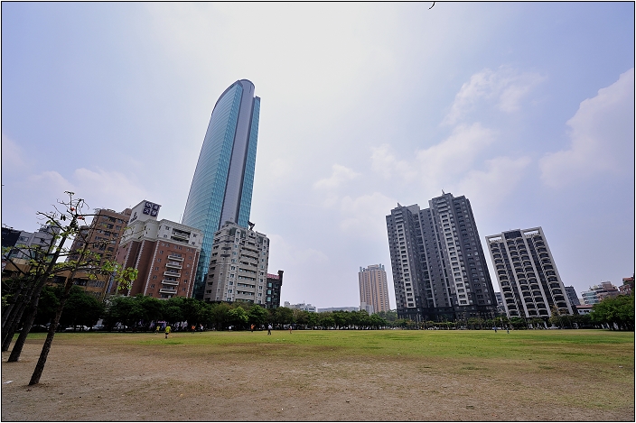 【台中 景點】經國綠園道 / 經國園道 / 草悟道