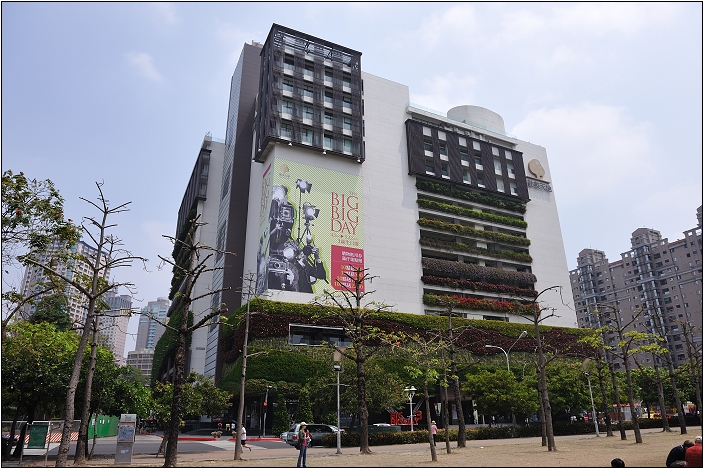 【台中 景點】經國綠園道 / 經國園道 / 草悟道