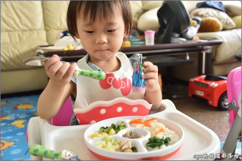 【親子用品推薦】Eat4Fun無毒兒童316不鏽鋼餐具 | 讓小朋友乖乖吃飯的好幫手