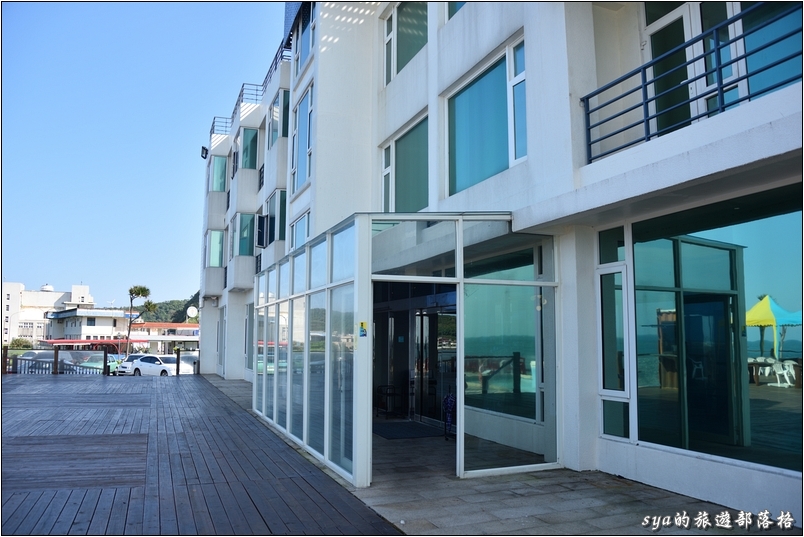 【台北石門 賞景住宿】和昇會館 | 位於北海岸的郵輪造型飯店與景觀餐廳