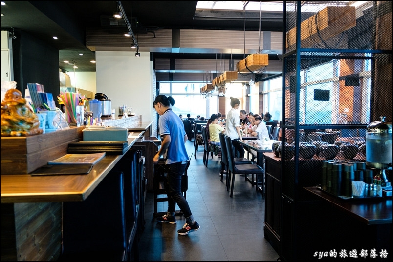 【台北石門 賞景住宿】和昇會館 | 位於北海岸的郵輪造型飯店與景觀餐廳