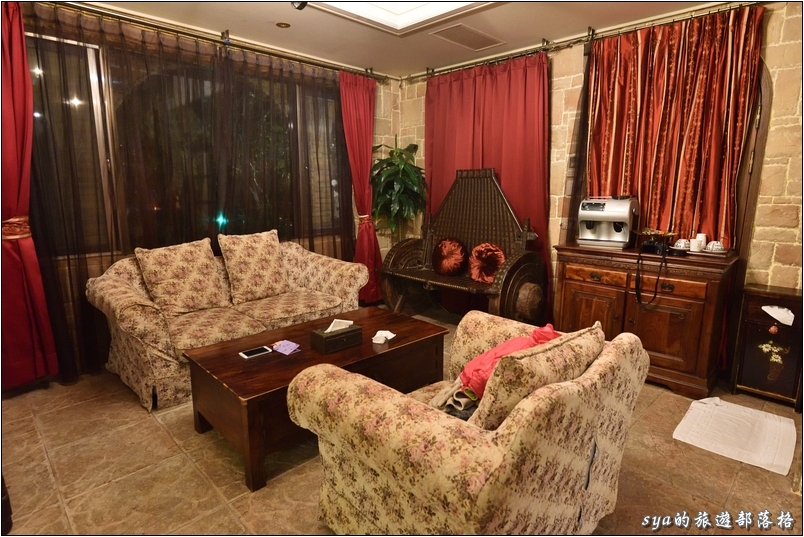 【宜蘭 推薦親子民宿】芯園。我的夢中城堡 | 超大城堡房、餐點超夢幻、小朋友還能變裝、開車、騎馬 (文末有住房優惠)