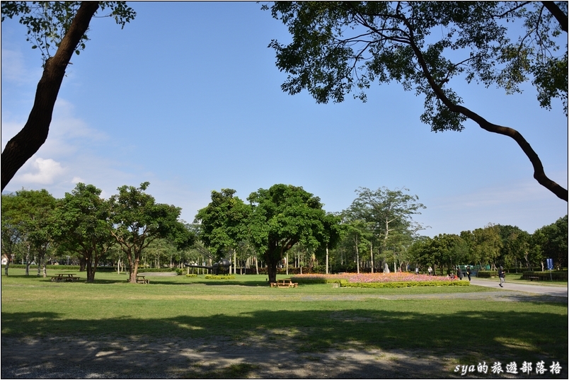【花蓮 親子景點】知卡宣親水公園 | 冬天適合散步賞景、夏天適合親子玩水
