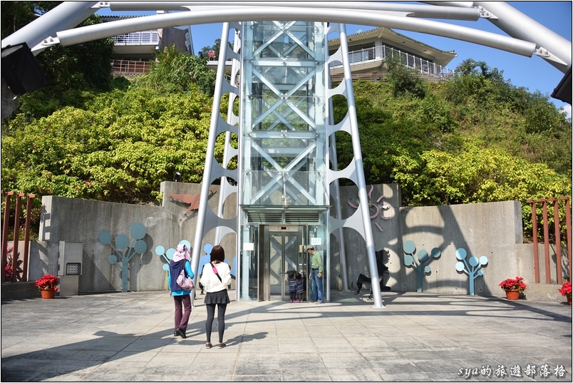 【台南 景點】曾文水庫觀景台 | 眺望曾文水庫、高空賞景用餐