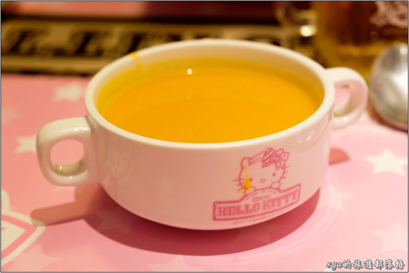 【台北 餐廳】粉紅色的幻想。Hello Kitty Kitchen And Dining