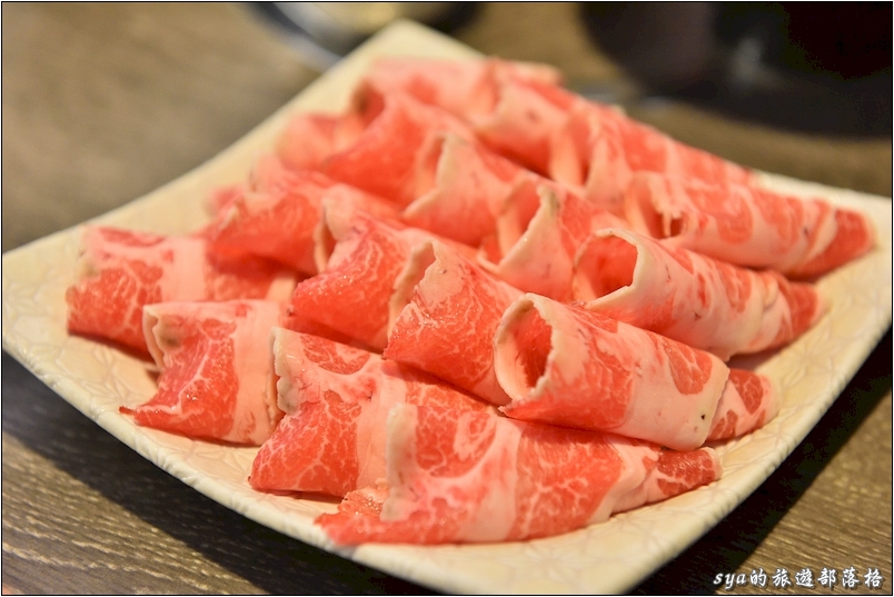 【南投 推薦美食】 日高鍋物 | 讓滿滿的新鮮食材自己說話