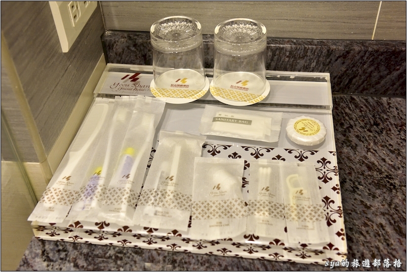【南投埔里 推薦飯店】承萬尊爵酒店(原友山尊爵酒店) | 寬敞客房、旋轉餐廳(含菜單)、親子泳池