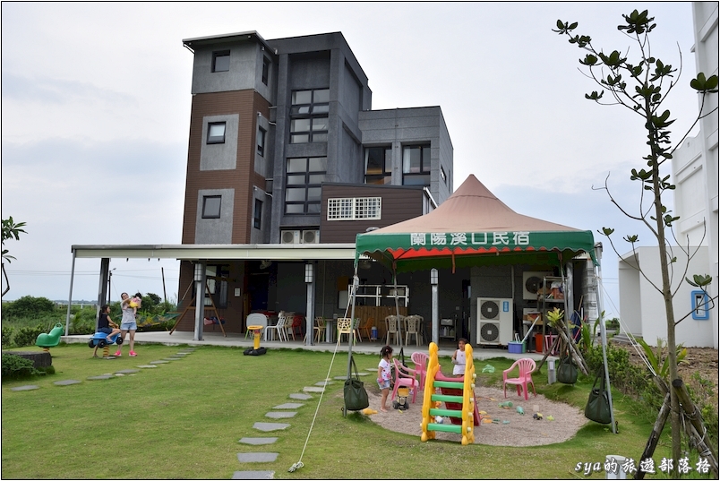 【宜蘭 親子民宿】蘭陽溪口海景民宿 | 日出、賞鳥、單車、釣魚、攝影、溜滑梯 (文末有訂房優惠)