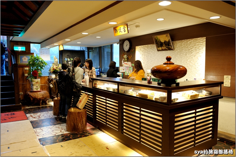【阿里山】奮起湖大飯店 | 不只有著名的奮起湖鐵路便當，四季都有螢火蟲可以看唷！