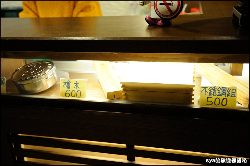 【阿里山】奮起湖大飯店 | 不只有著名的奮起湖鐵路便當，四季都有螢火蟲可以看唷！
