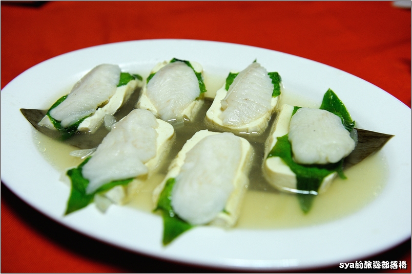 【阿里山】奮起湖大飯店 | 不只有著名的奮起湖鐵路便當，四季都有螢火蟲可以看唷！