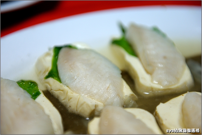 【阿里山】奮起湖大飯店 | 不只有著名的奮起湖鐵路便當，四季都有螢火蟲可以看唷！
