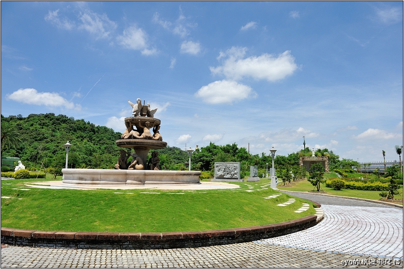 【台中】金陵山宗教藝術園區 | 至善園、白陽聖廟(一貫道祖師紀念館)、圓滿教堂