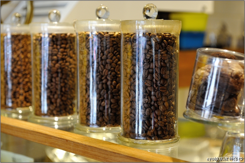 【台北西門町 咖啡館】Oven Coffee 烤香現烘咖啡 | 用溫度勾勒的咖啡館