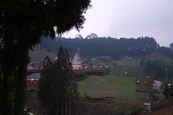 【新竹 景觀餐廳】山上人家 | 山中的歐式風情