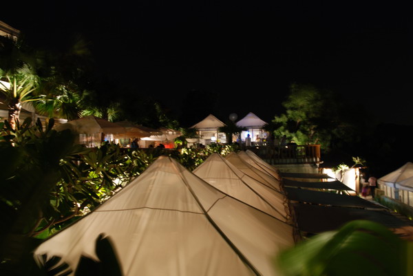 【台北 景觀餐廳】陽明山上的巴里島風。屋頂上